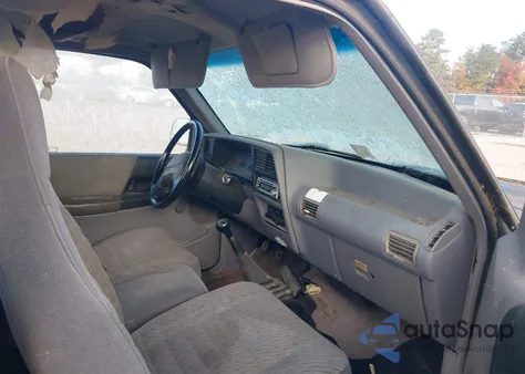 1993 Ford Ranger from USA, damaged, VIN 1FTCR10A3PTA74636